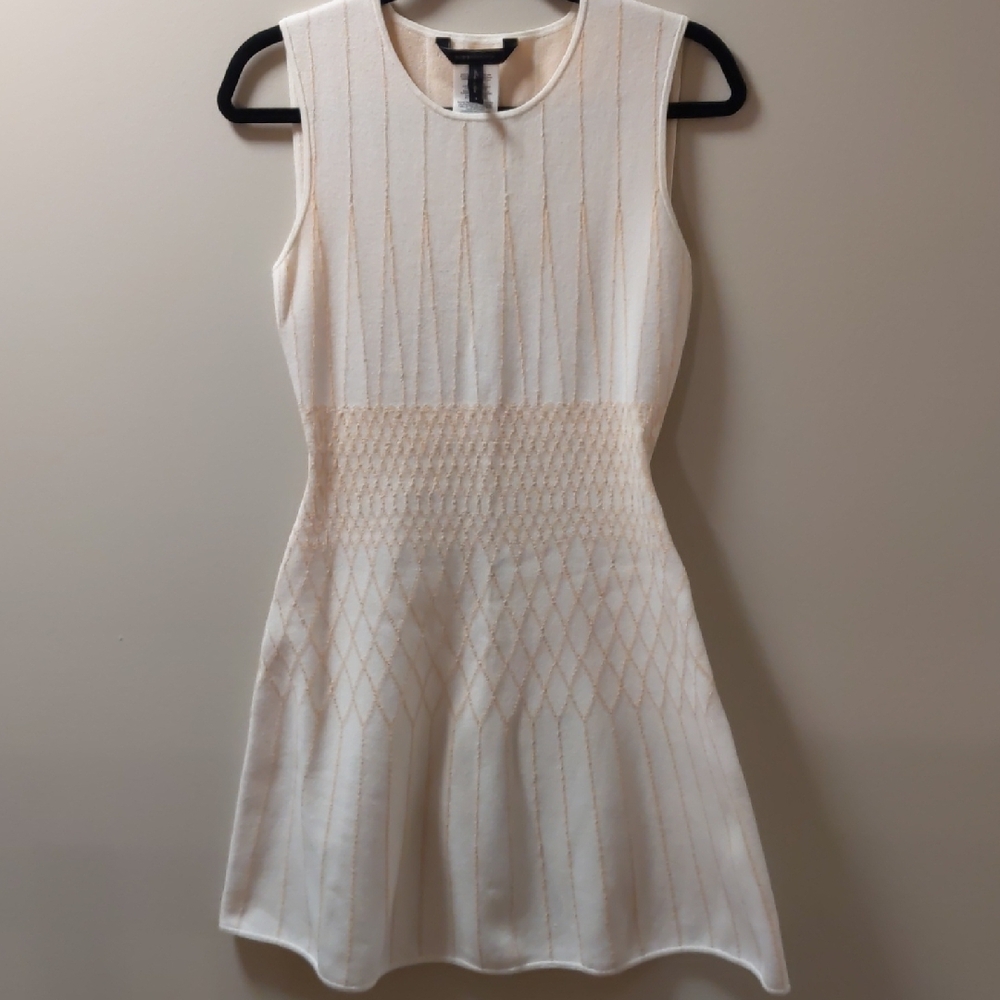 Elegant Cream Sleeveless Dress